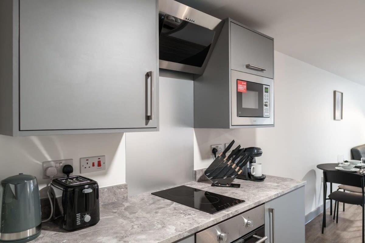 Modern 1 Bed Apartment In Liverpool Centre Dış mekan fotoğraf