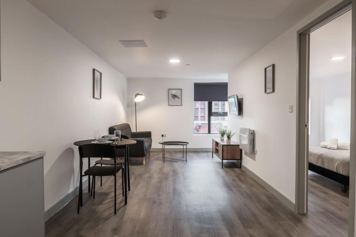 Modern 1 Bed Apartment In Liverpool Centre Dış mekan fotoğraf